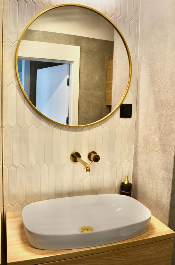 Plac Unii Gold Apartment Gdynia Eksteriør billede