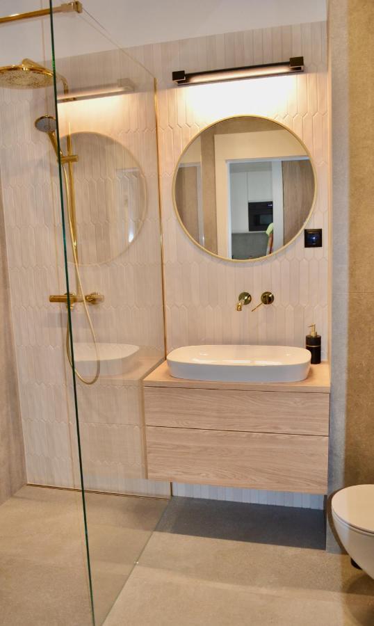 Plac Unii Gold Apartment Gdynia Eksteriør billede